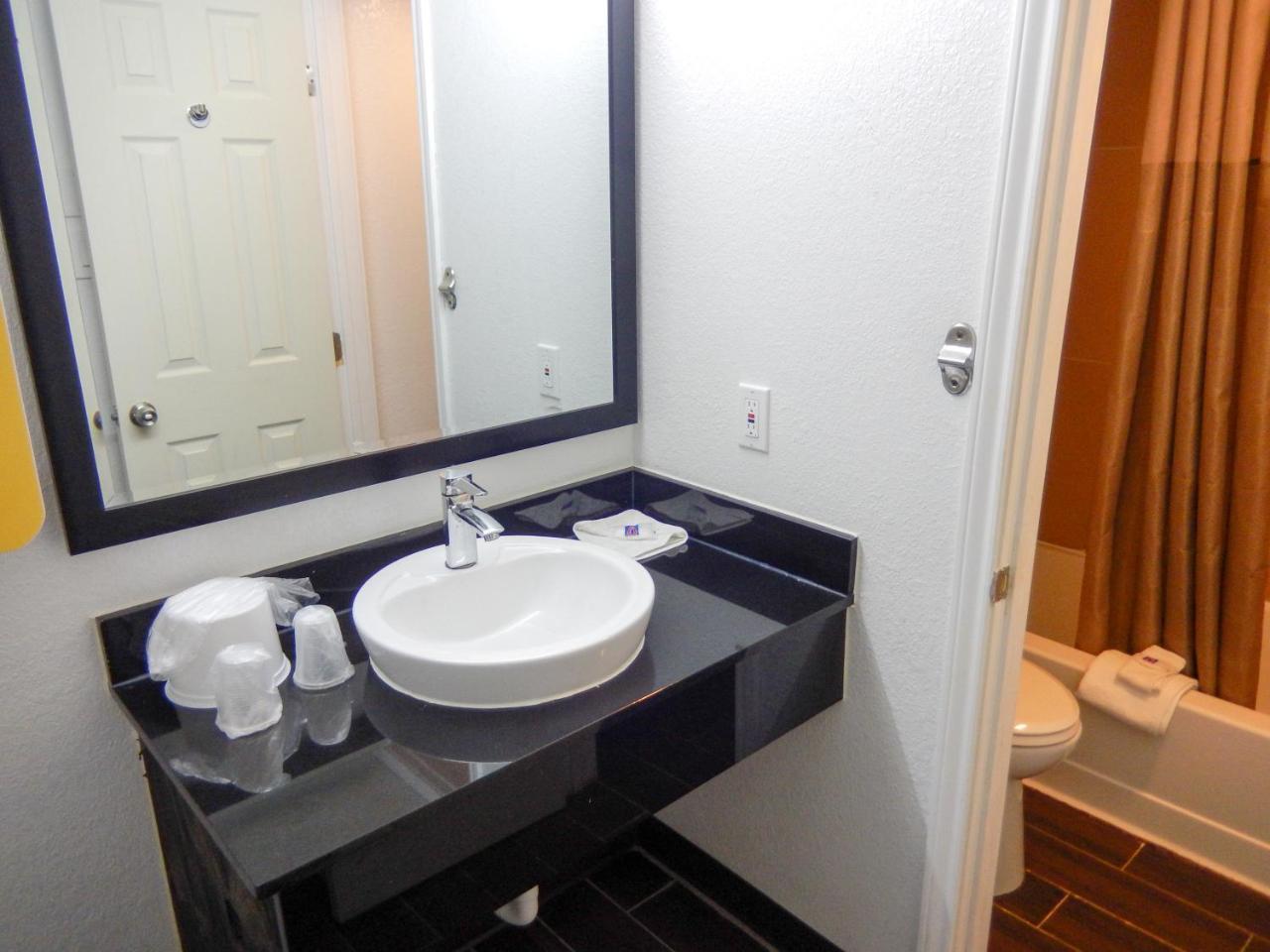 Motel 6-Portland, Tx Экстерьер фото